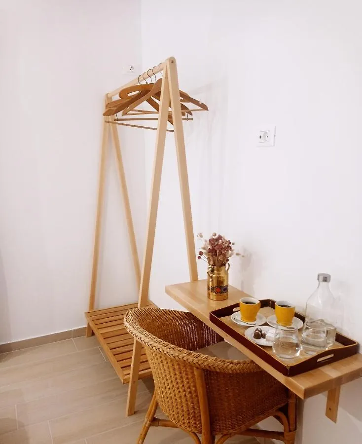 Elea Guesthouse Himarë 0*,