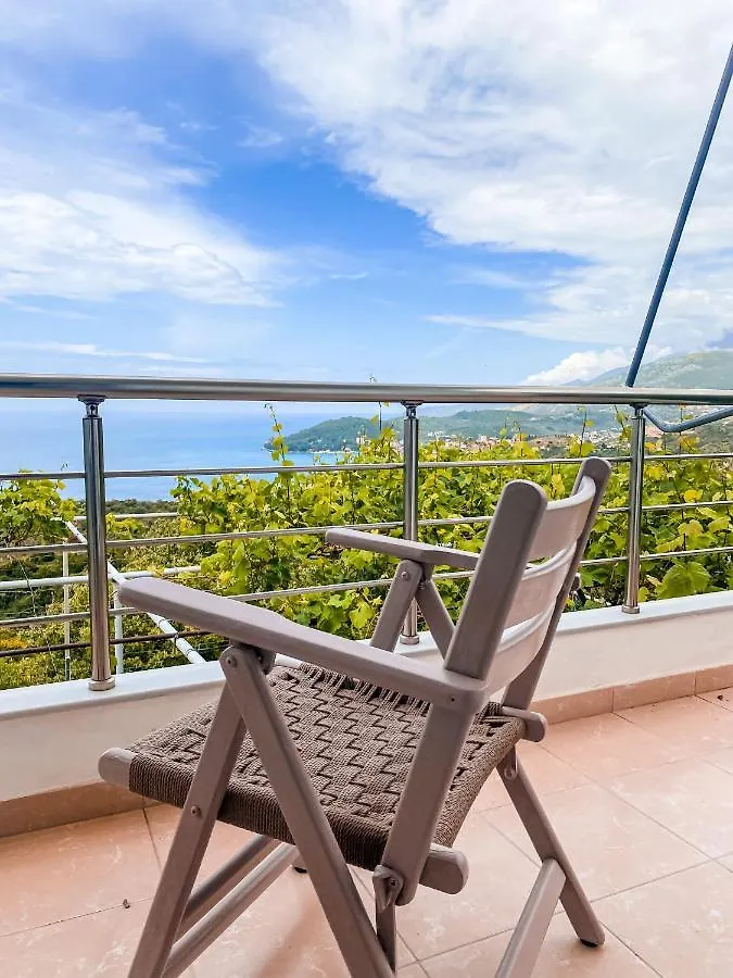 Elea Guesthouse Himare Albania