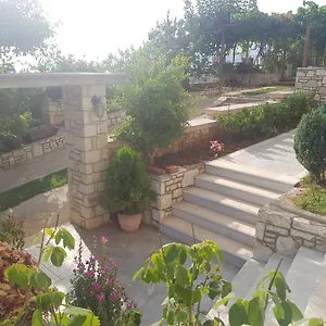 Affittacamere Spyridoula's, Himare