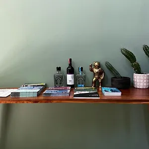  Alojamento de Acomodação e Pequeno-almoço Condesa Albânia