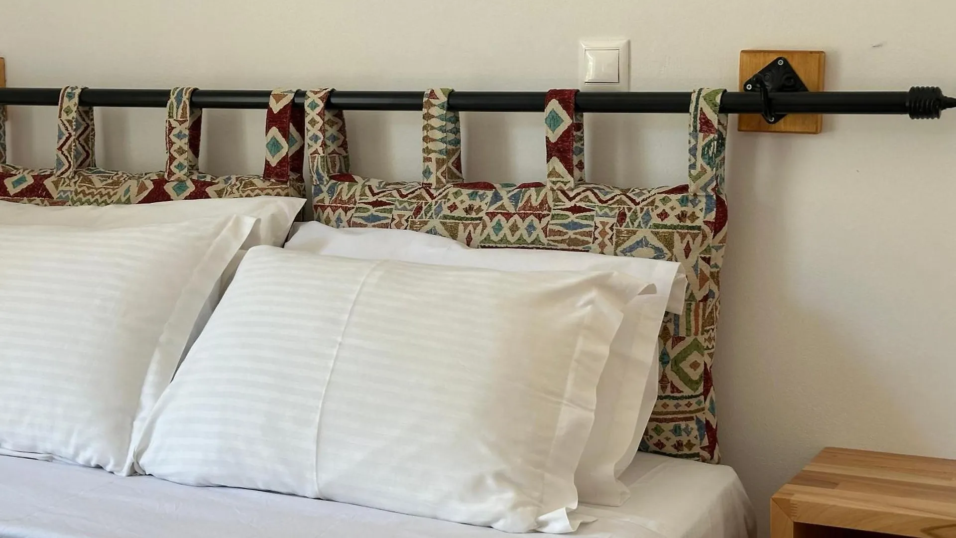ELÉA Guesthouse himare Albania